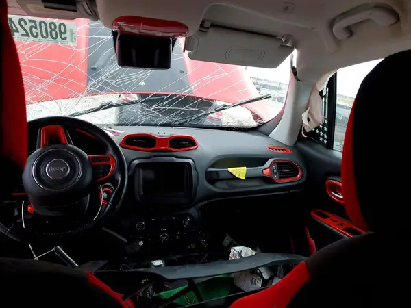 ZACCJBCB0JPG77645 2018 JEEP RENEGADE - Image 8