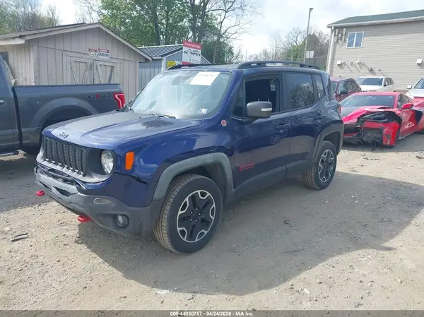 ZACCJBCB0JPH42171 2018 JEEP RENEGADE - Image 2