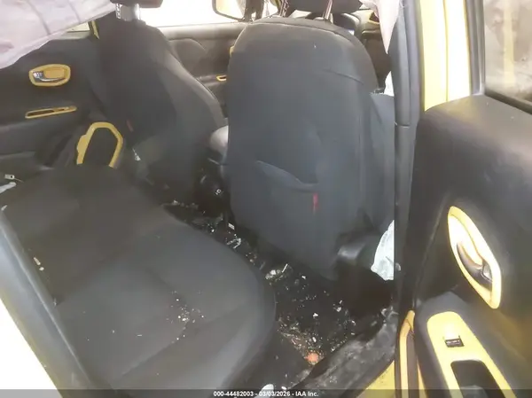 ZACCJBCB0JPH65014 2018 JEEP RENEGADE - Image 8