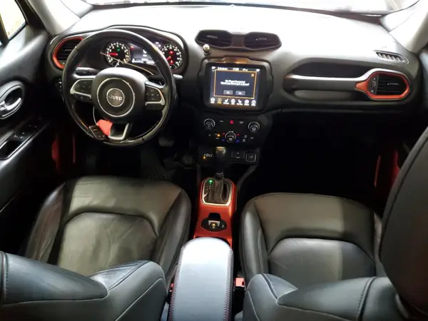 ZACCJBCB0JPH78247 2018 JEEP RENEGADE - Image 8