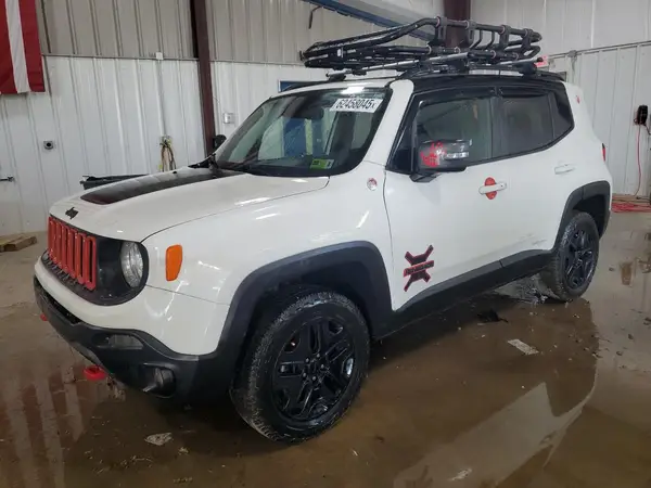 ZACCJBCB0JPJ09456 2018 JEEP RENEGADE - Image 1