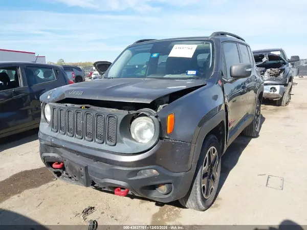 ZACCJBCB1HPE48868 2017 JEEP RENEGADE - Image 2