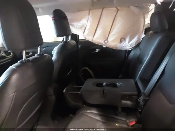 ZACCJBCB1HPE83734 2017 JEEP RENEGADE - Image 8