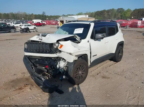 ZACCJBCB1HPE85595 2017 JEEP RENEGADE - Image 2