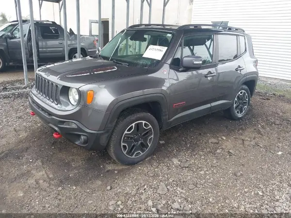 ZACCJBCB1HPE99545 2017 JEEP RENEGADE - Image 2