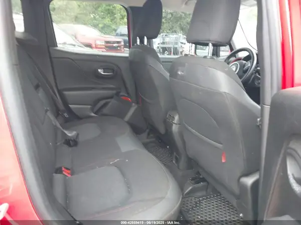 ZACCJBCB1HPF26095 2017 JEEP RENEGADE - Image 8