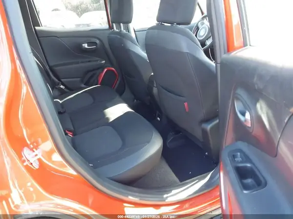 ZACCJBCB1HPF51238 2017 JEEP RENEGADE - Image 8
