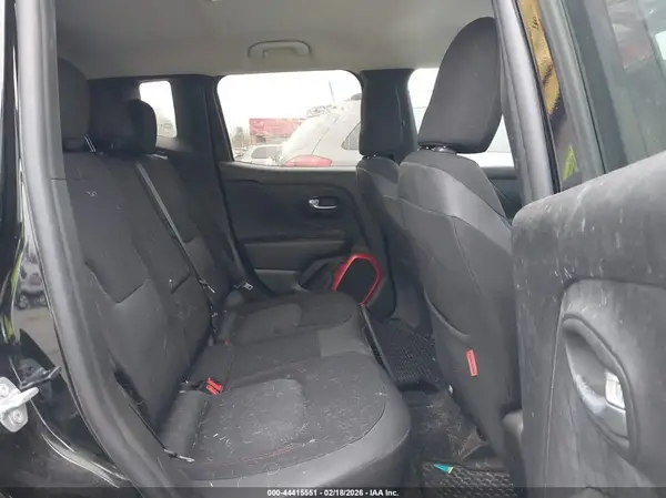 ZACCJBCB1HPF65544 2017 JEEP RENEGADE - Image 8