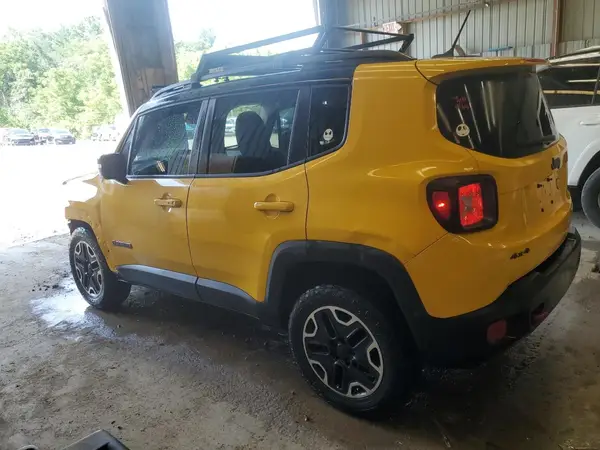 ZACCJBCB1HPF65804 2017 JEEP RENEGADE - Image 2