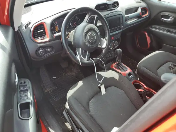 ZACCJBCB1HPF73563 2017 JEEP RENEGADE - Image 8