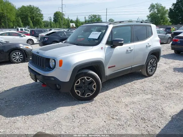 ZACCJBCB1HPF90136 2017 JEEP RENEGADE - Image 2