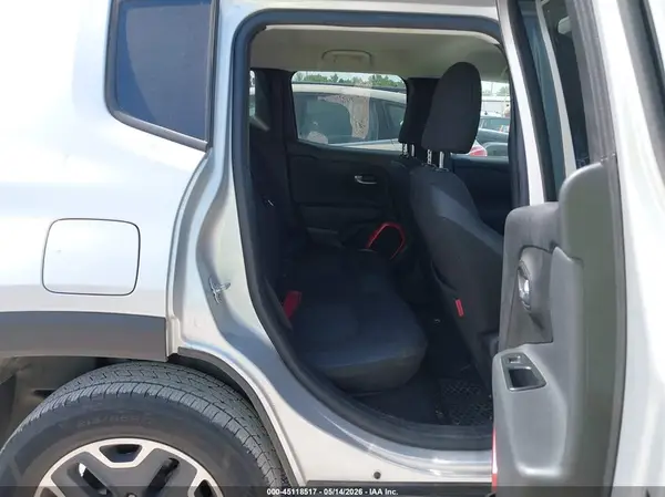 ZACCJBCB1HPF90136 2017 JEEP RENEGADE - Image 8