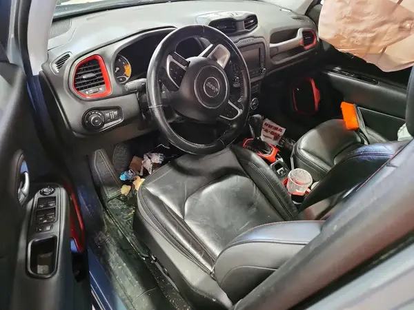 ZACCJBCB1HPG19814 2017 JEEP RENEGADE - Image 8