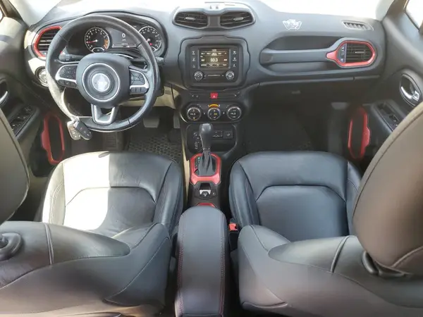 ZACCJBCB1HPG42526 2017 JEEP RENEGADE - Image 8