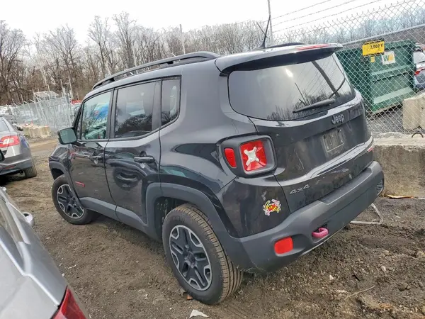 ZACCJBCB1HPG53753 2017 JEEP RENEGADE - Image 2
