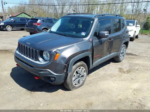 ZACCJBCB1HPG62937 2017 JEEP RENEGADE - Image 2