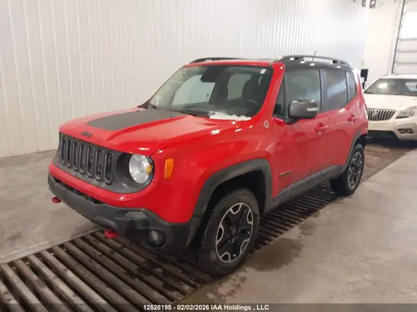 ZACCJBCB1HPG65269 2017 JEEP RENEGADE - Image 2
