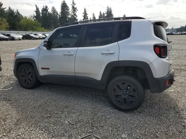 ZACCJBCB1JPG71417 2018 JEEP RENEGADE - Image 2