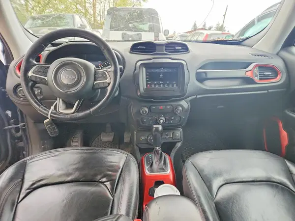ZACCJBCB1JPG78075 2018 JEEP RENEGADE - Image 8