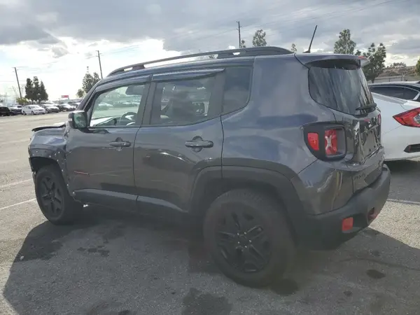 ZACCJBCB1JPH76670 2018 JEEP RENEGADE - Image 2