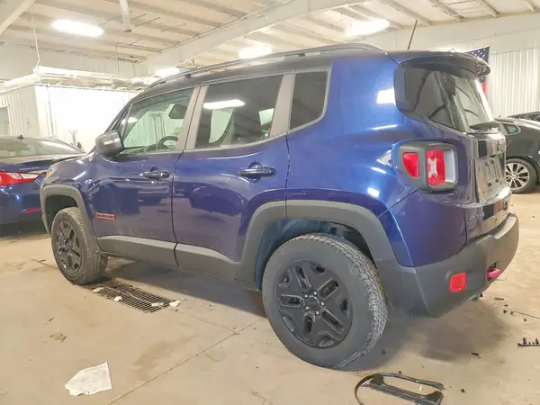 ZACCJBCB1JPH82730 2018 JEEP RENEGADE - Image 2