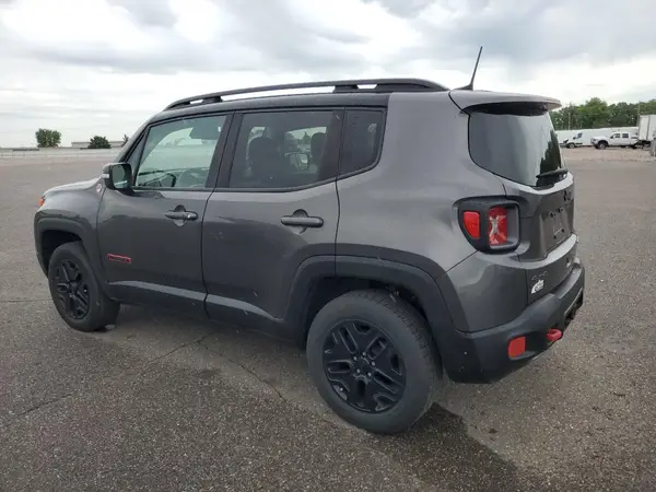 ZACCJBCB1JPH92321 2018 JEEP RENEGADE - Image 2