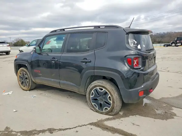 ZACCJBCB2HPE86593 2017 JEEP RENEGADE - Image 2