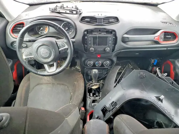ZACCJBCB2HPE86593 2017 JEEP RENEGADE - Image 8