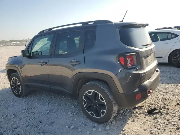 ZACCJBCB2HPE86898 2017 JEEP RENEGADE - Image 2