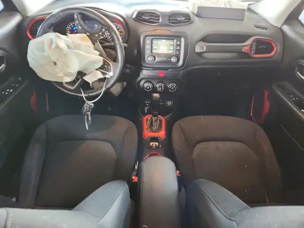 ZACCJBCB2HPE91132 2017 JEEP RENEGADE - Image 8