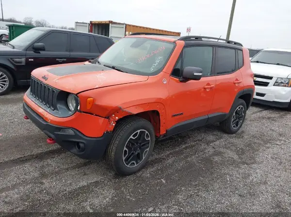 ZACCJBCB2HPE91972 2017 JEEP RENEGADE - Image 2