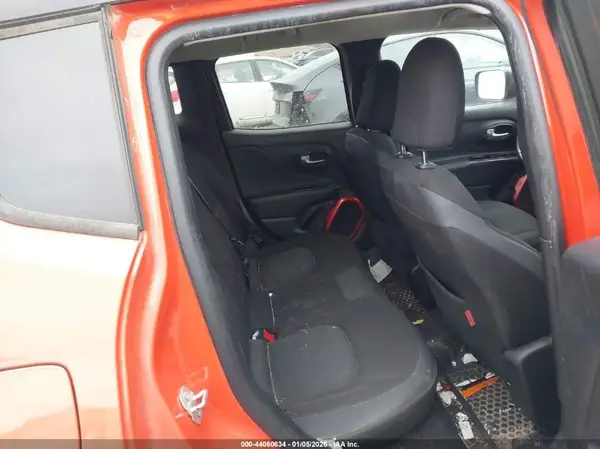 ZACCJBCB2HPE91972 2017 JEEP RENEGADE - Image 8