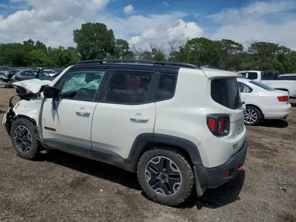 ZACCJBCB2HPF95846 2017 JEEP RENEGADE - Image 2