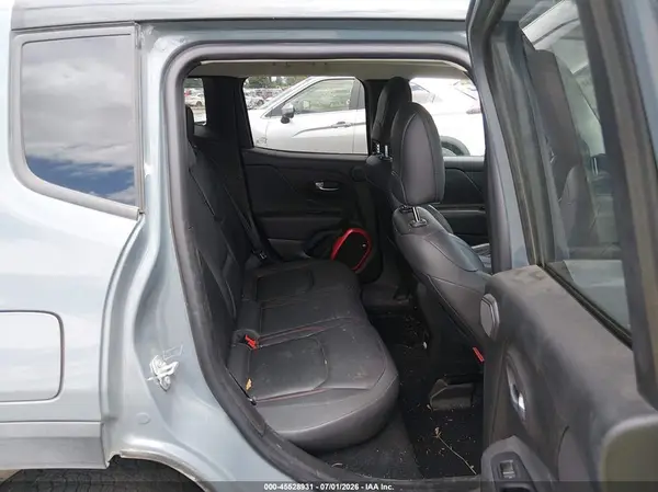 ZACCJBCB2HPG10488 2017 JEEP RENEGADE - Image 8
