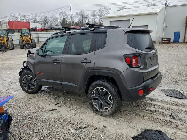 ZACCJBCB2HPG63353 2017 JEEP RENEGADE - Image 2