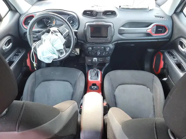 ZACCJBCB2JPG79705 2018 JEEP RENEGADE - Image 8