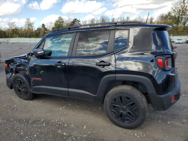 ZACCJBCB2JPG85357 2018 JEEP RENEGADE - Image 2