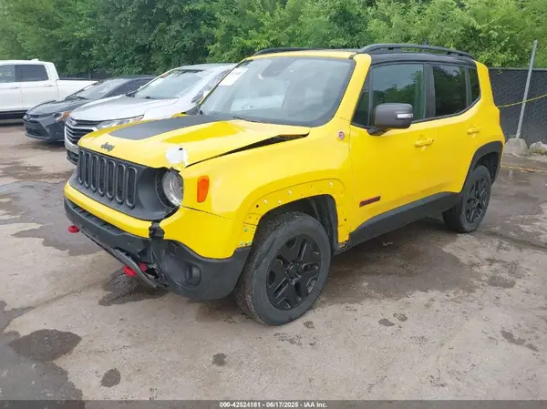 ZACCJBCB2JPH13027 2018 JEEP RENEGADE - Image 2