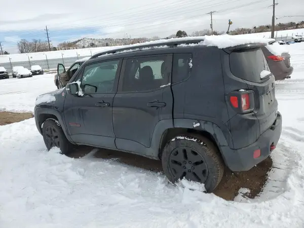 ZACCJBCB2JPH81604 2018 JEEP RENEGADE - Image 2