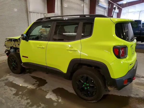 ZACCJBCB2JPH86737 2018 JEEP RENEGADE - Image 2