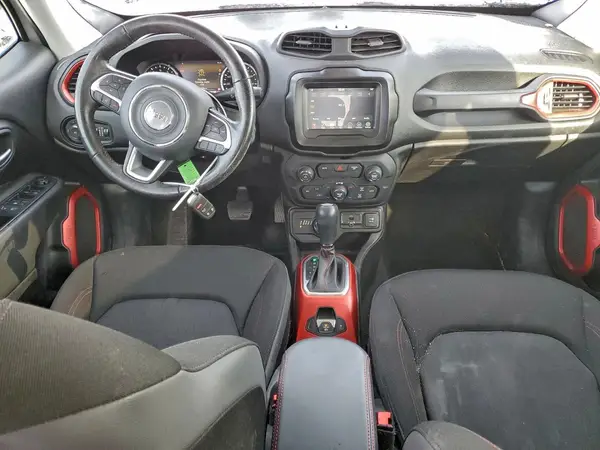 ZACCJBCB2JPH91890 2018 JEEP RENEGADE - Image 8