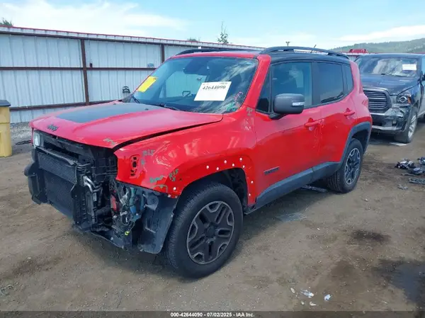 ZACCJBCB3HPE47124 2017 JEEP RENEGADE - Image 2