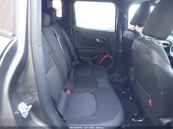 ZACCJBCB3HPE54221 2017 JEEP RENEGADE - Image 8