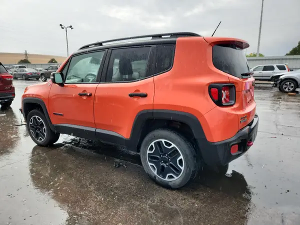 ZACCJBCB3HPE54428 2017 JEEP RENEGADE - Image 2