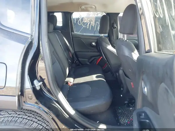 ZACCJBCB3HPE86960 2017 JEEP RENEGADE - Image 8