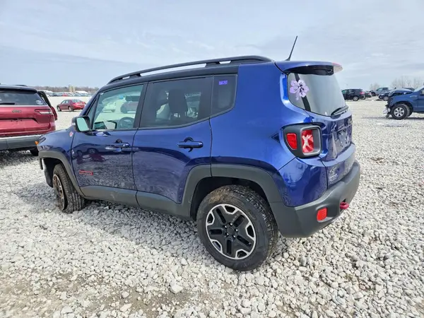 ZACCJBCB3HPE91656 2017 JEEP RENEGADE - Image 2