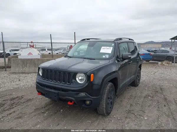 ZACCJBCB3HPE98171 2017 JEEP RENEGADE - Image 2