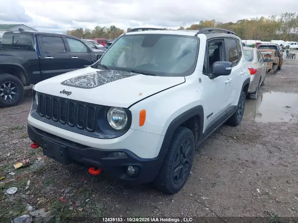 ZACCJBCB3HPF40547 2017 JEEP RENEGADE - Image 2