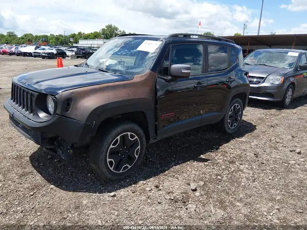 ZACCJBCB3HPF51757 2017 JEEP RENEGADE - Image 2