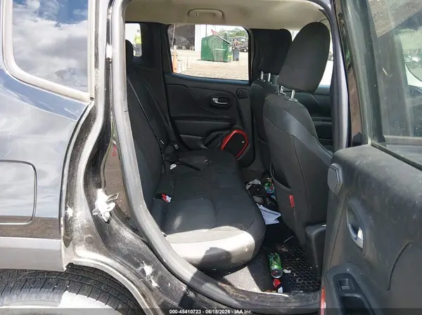 ZACCJBCB3HPF51757 2017 JEEP RENEGADE - Image 8